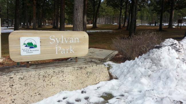 Sylvan Park entrance sign