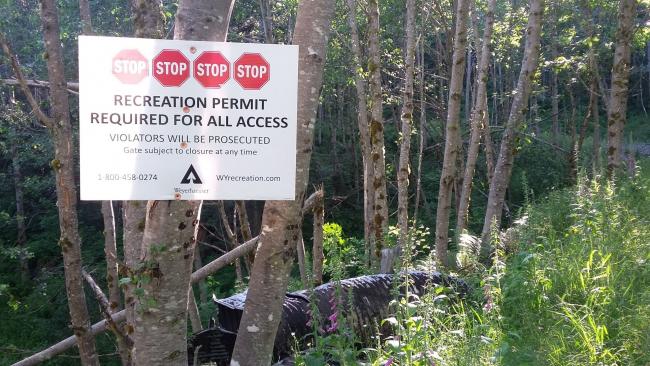 Elk Rock Closure Sign