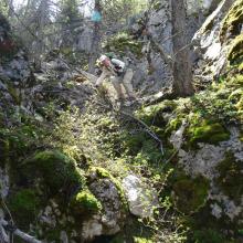Steep descent through cliff band