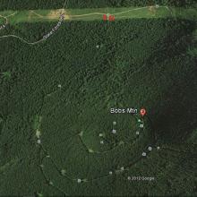 Image of Bobs Mountain - TH marks the trailhead area