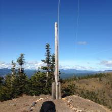 Summit flagpole makes for a great antenna support