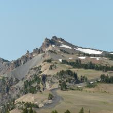 Hillman Peak from the trail up Llao Rock.